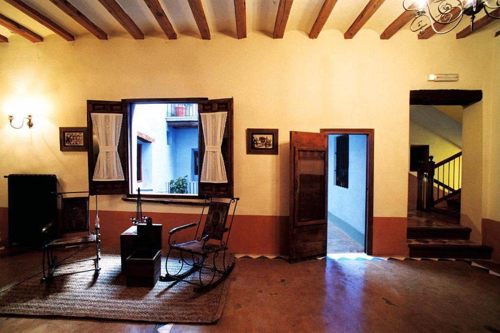 Hospederia Meson De La Dolores Calatayud Exterior photo